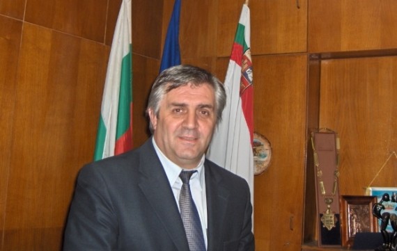 Ivan Asparuhov Ivan Asparuhov