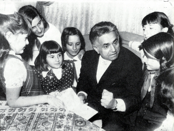 Asen Bosev_Deca 01 Asen Bosev_Deca 01