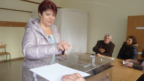 Izbori 2015_Mezdra_Vtori yur 01