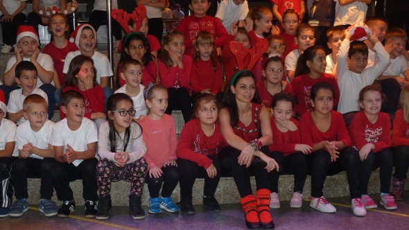 Detski tancov sastav_Mezdrenche_Koledno parti 2015_03